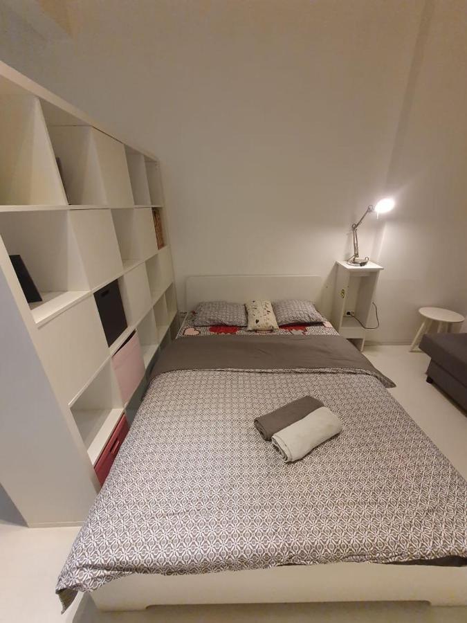 Downtown Piata Universitate Apartments Букурещ Екстериор снимка